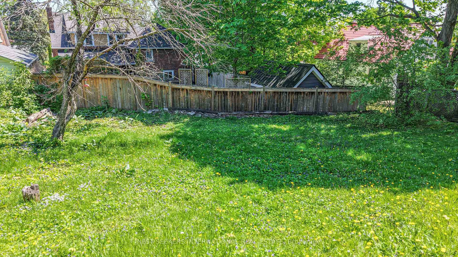 Photo 7 of 166 Laclie Street, Orillia — HOMEH