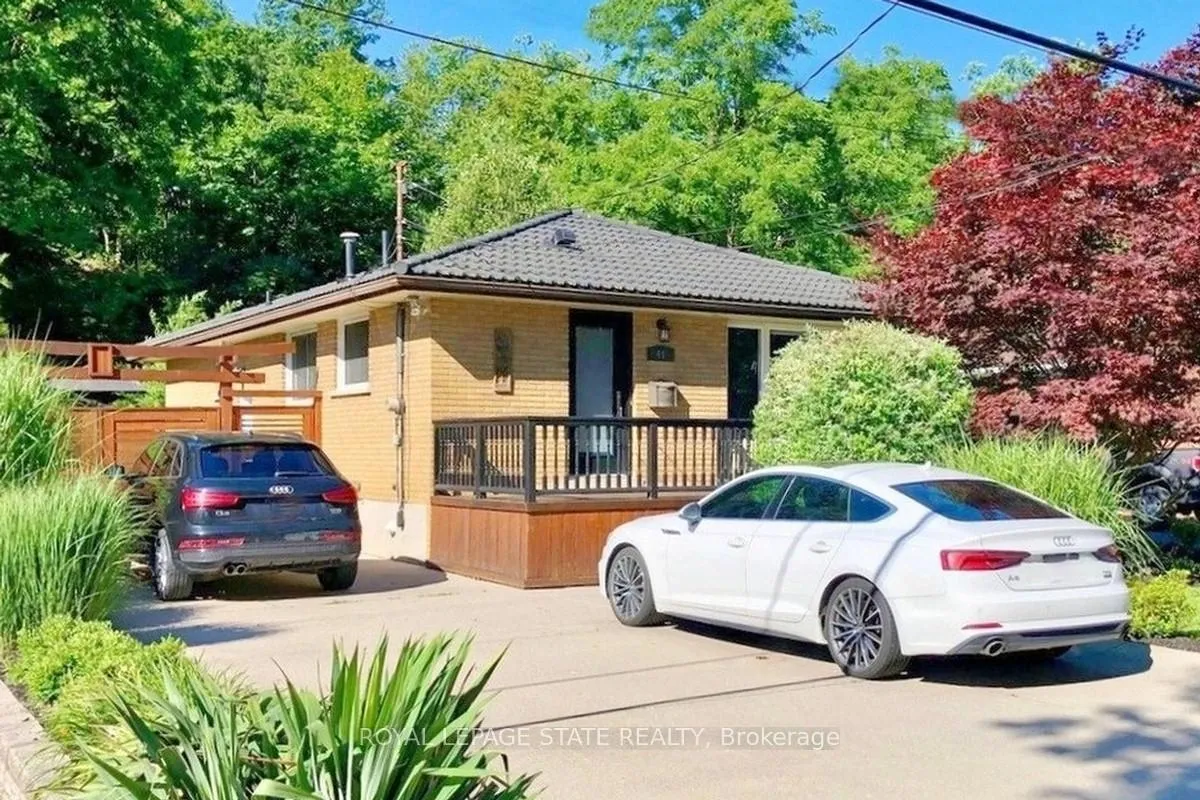 Photo 1 of 41 Ann Street, Hamilton, Dundas — HOMEH