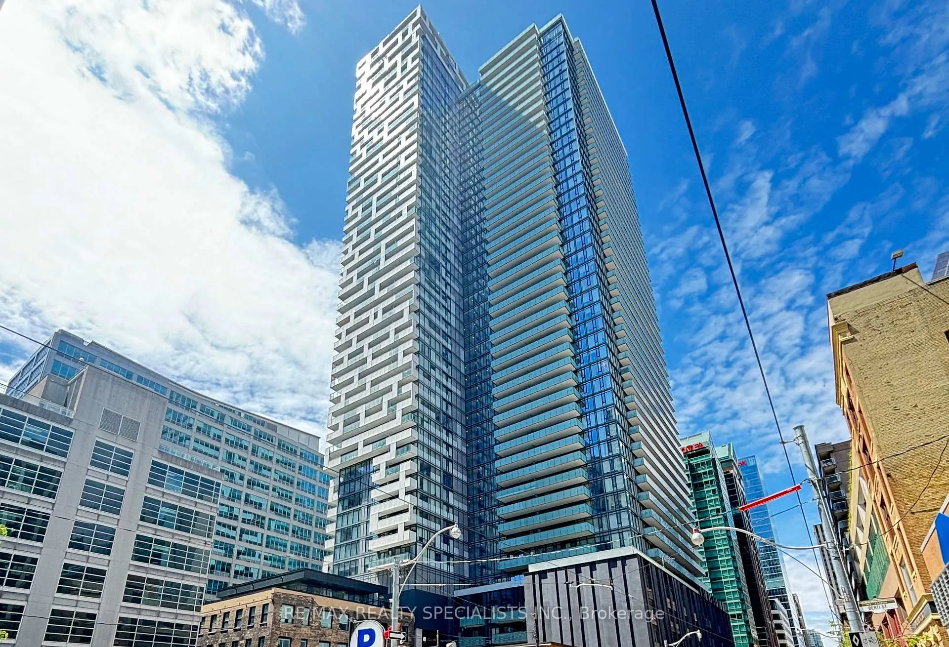 Photo 1 of Unit 3214, 25 Richmond Street E, Toronto, Church-Yonge Corridor — HOMEH