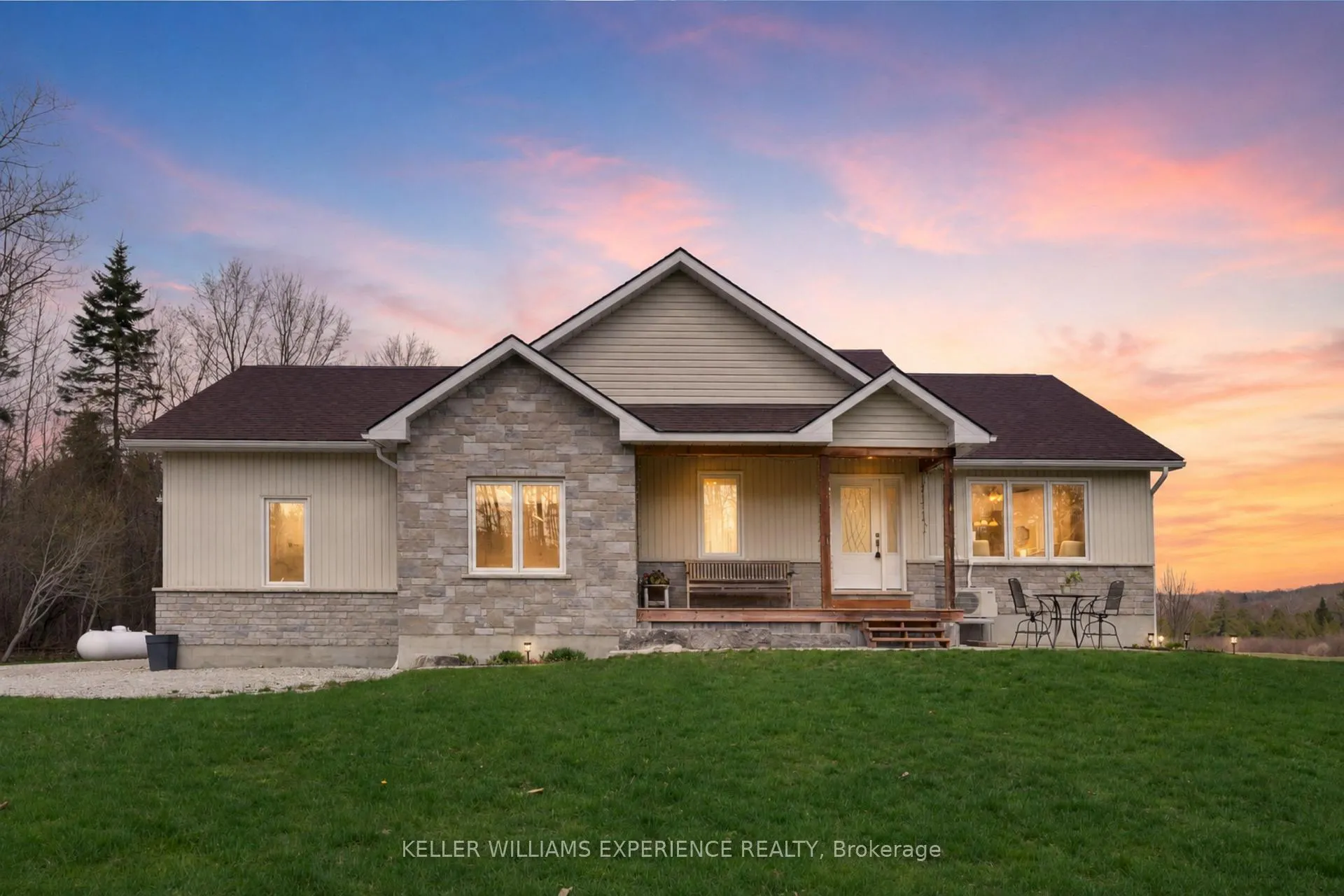 Photo 1 of 5733 Line 4 N, Oro-Medonte, Rural Oro-Medonte — HOMEH