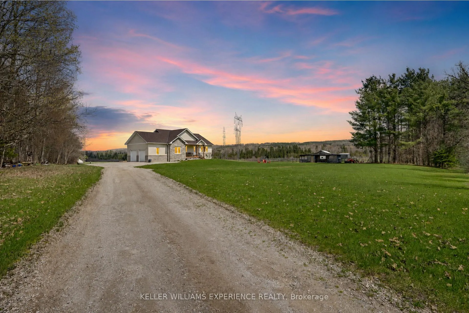 Photo 2 of 5733 Line 4 N, Oro-Medonte, Rural Oro-Medonte — HOMEH