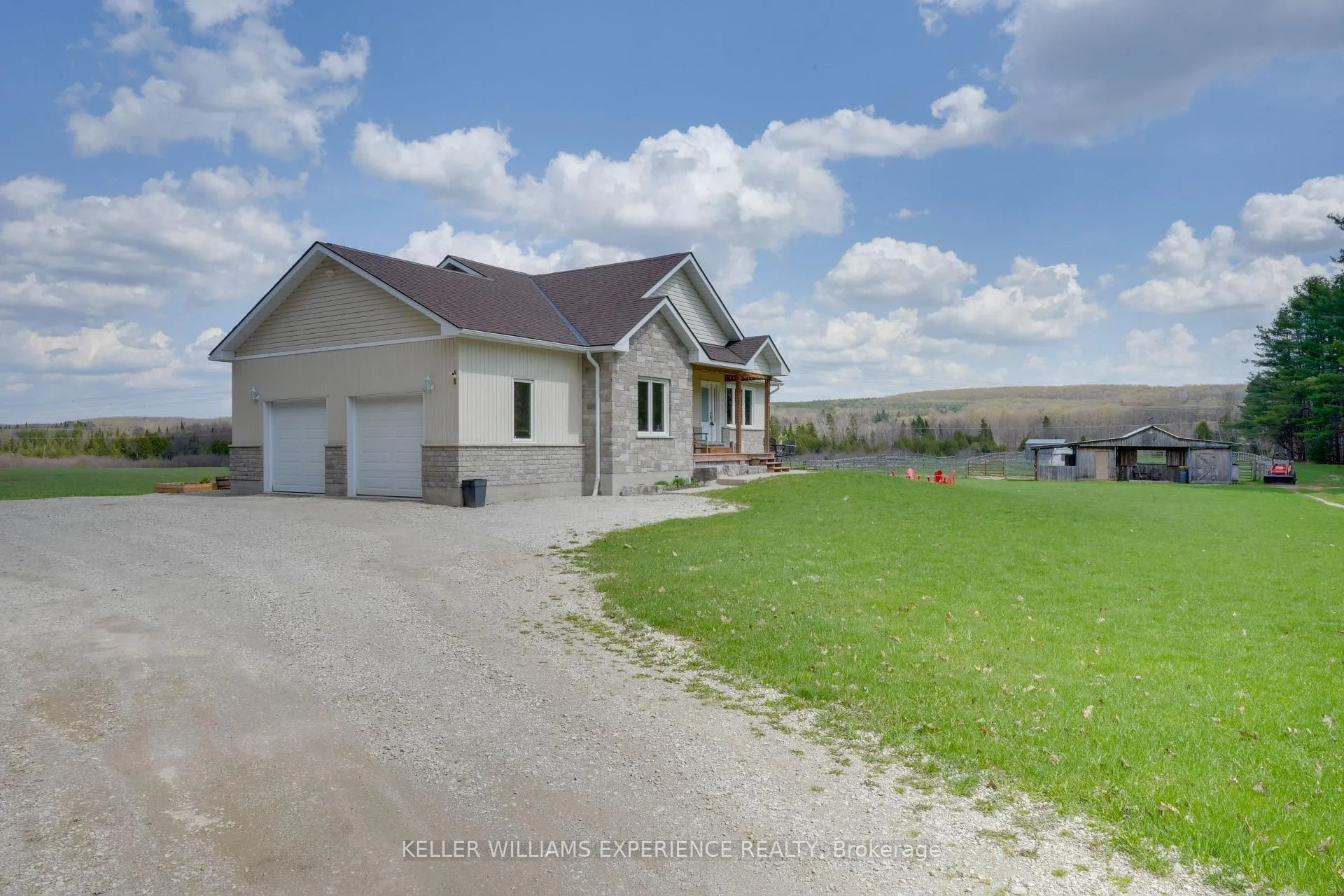 Photo 4 of 5733 Line 4 N, Oro-Medonte, Rural Oro-Medonte — HOMEH