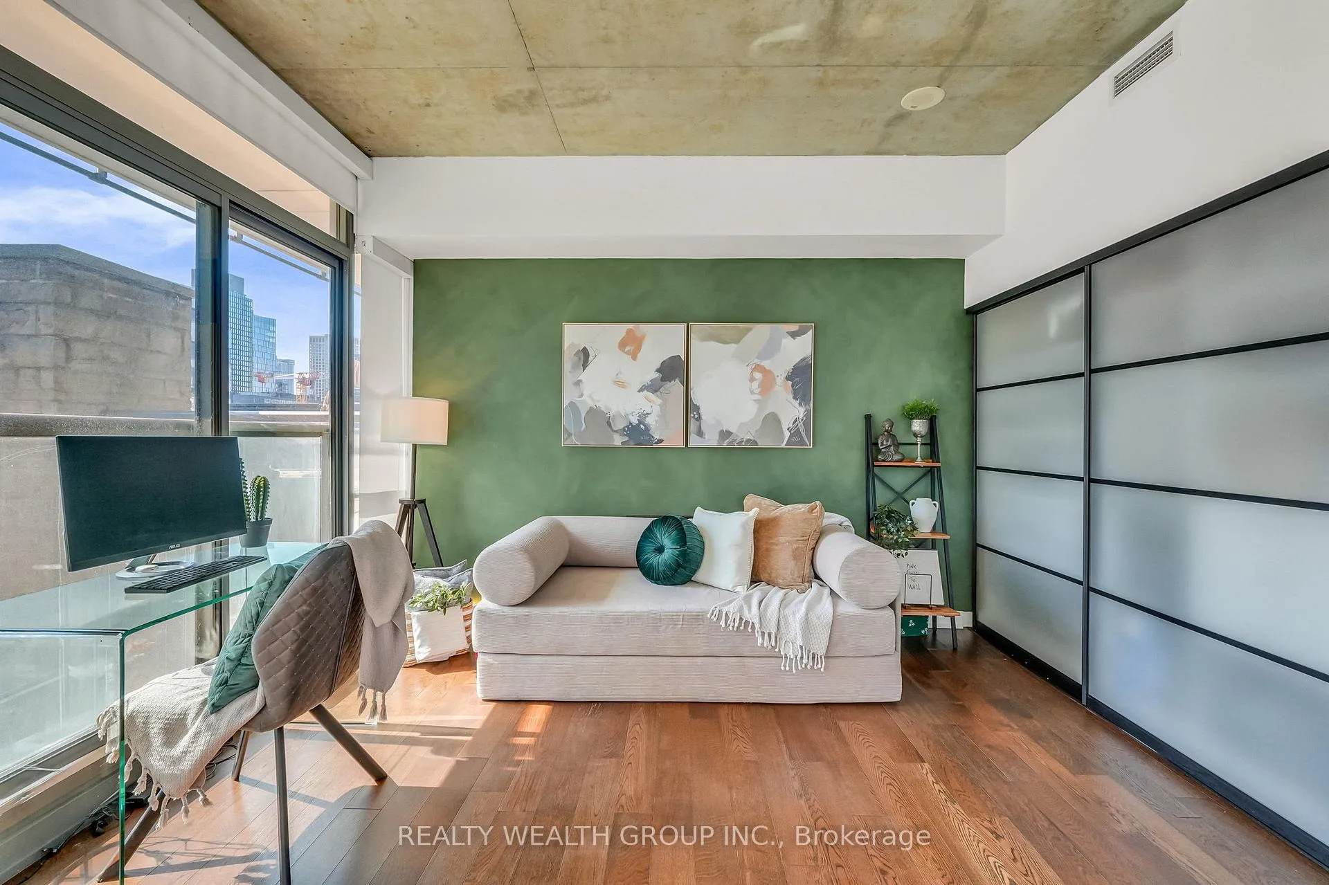 Photo 11 of Unit 706, 33 Mill Street, Toronto, Waterfront Communities — HOMEH