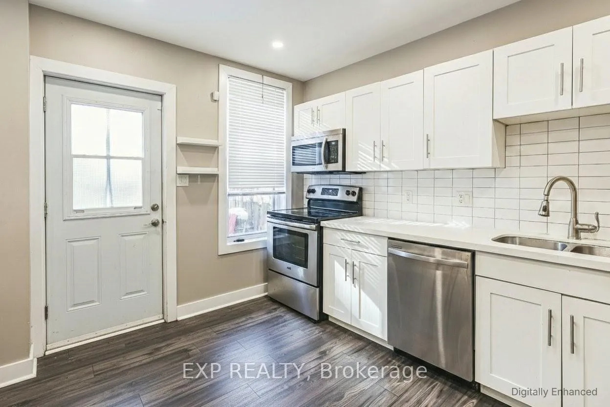 Photo 4 of 27 Ashley Street, Hamilton, Landsdale — HOMEH