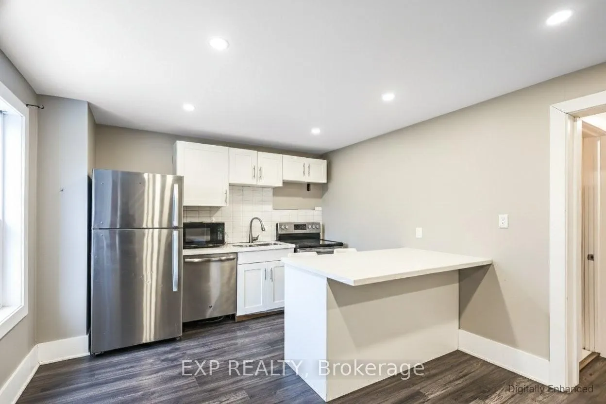 Photo 9 of 27 Ashley Street, Hamilton, Landsdale — HOMEH