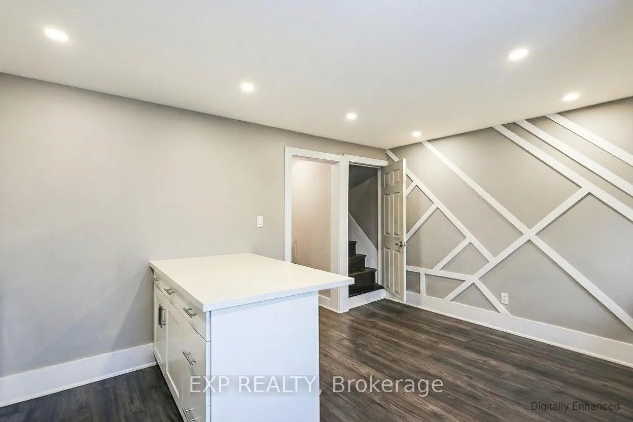 Photo 10 of 27 Ashley Street, Hamilton, Landsdale — HOMEH