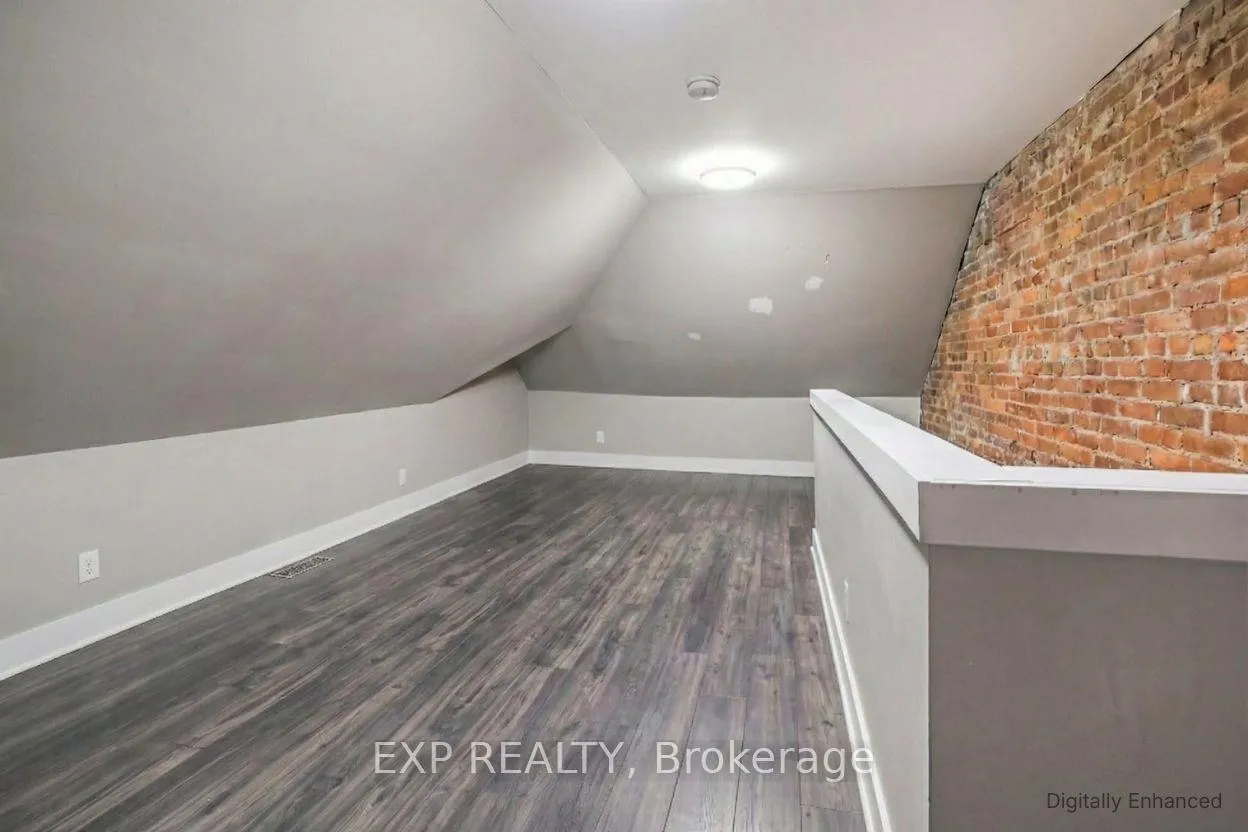 Photo 17 of 27 Ashley Street, Hamilton, Landsdale — HOMEH
