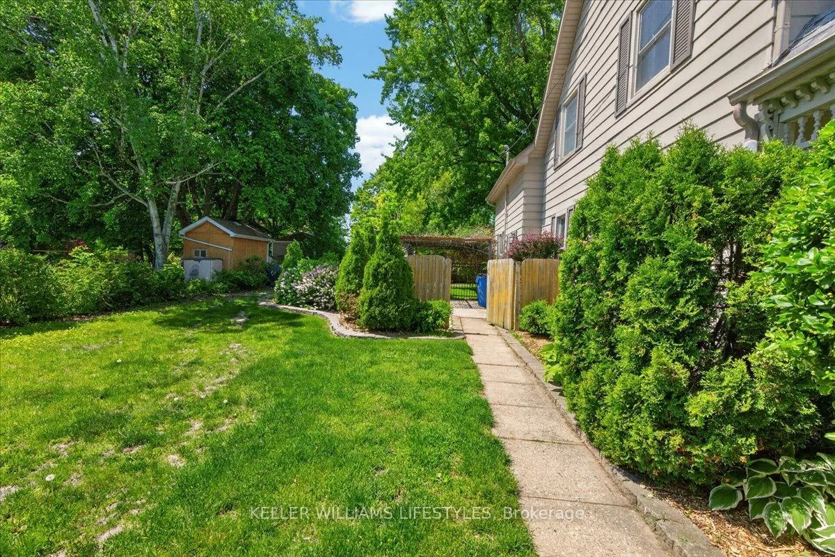 Photo 35 of 9 Elgin Street, Newbury — HOMEH