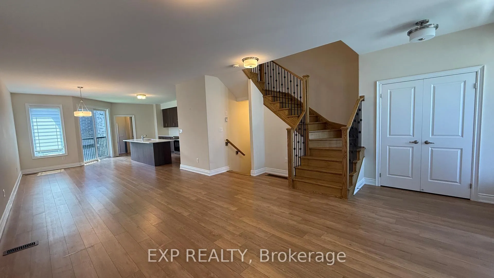 Photo 4 of 1119 Rippingale Trail, Peterborough, Northcrest Ward 5 — HOMEH
