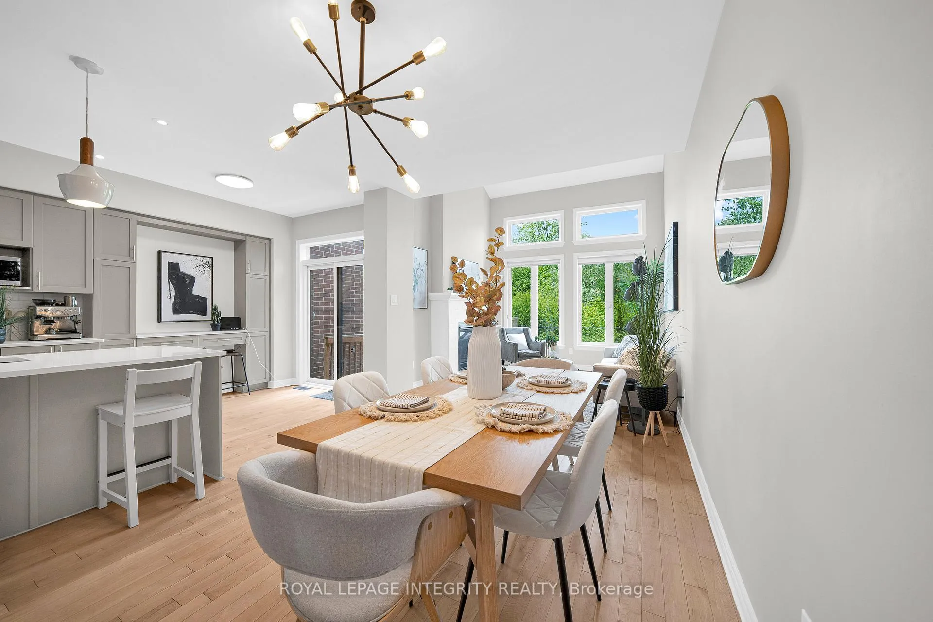 Photo 10 of 170 Larimar Circle, Ottawa, Riverside South/Gloucester Glen — HOMEH