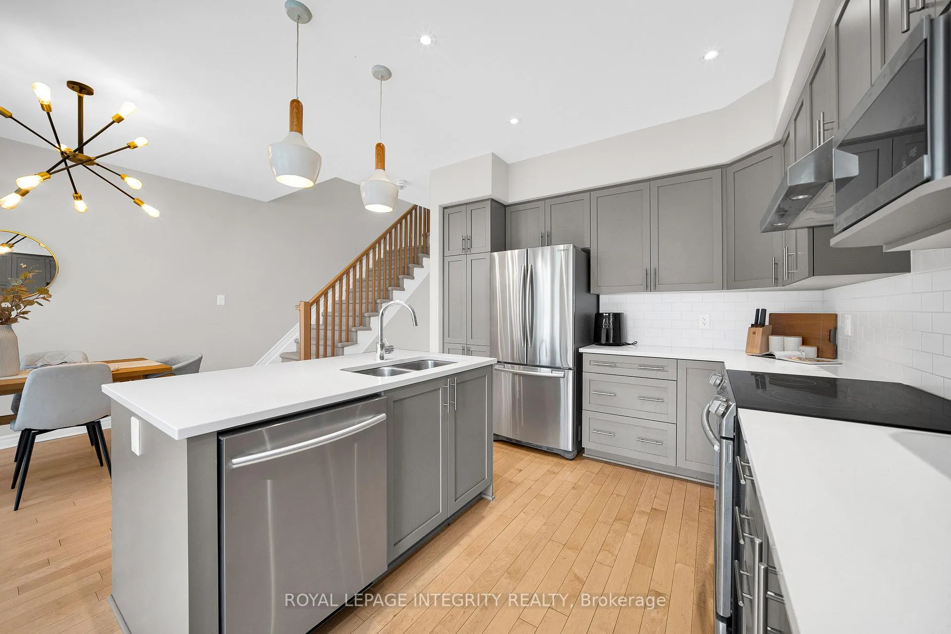 Photo 15 of 170 Larimar Circle, Ottawa, Riverside South/Gloucester Glen — HOMEH