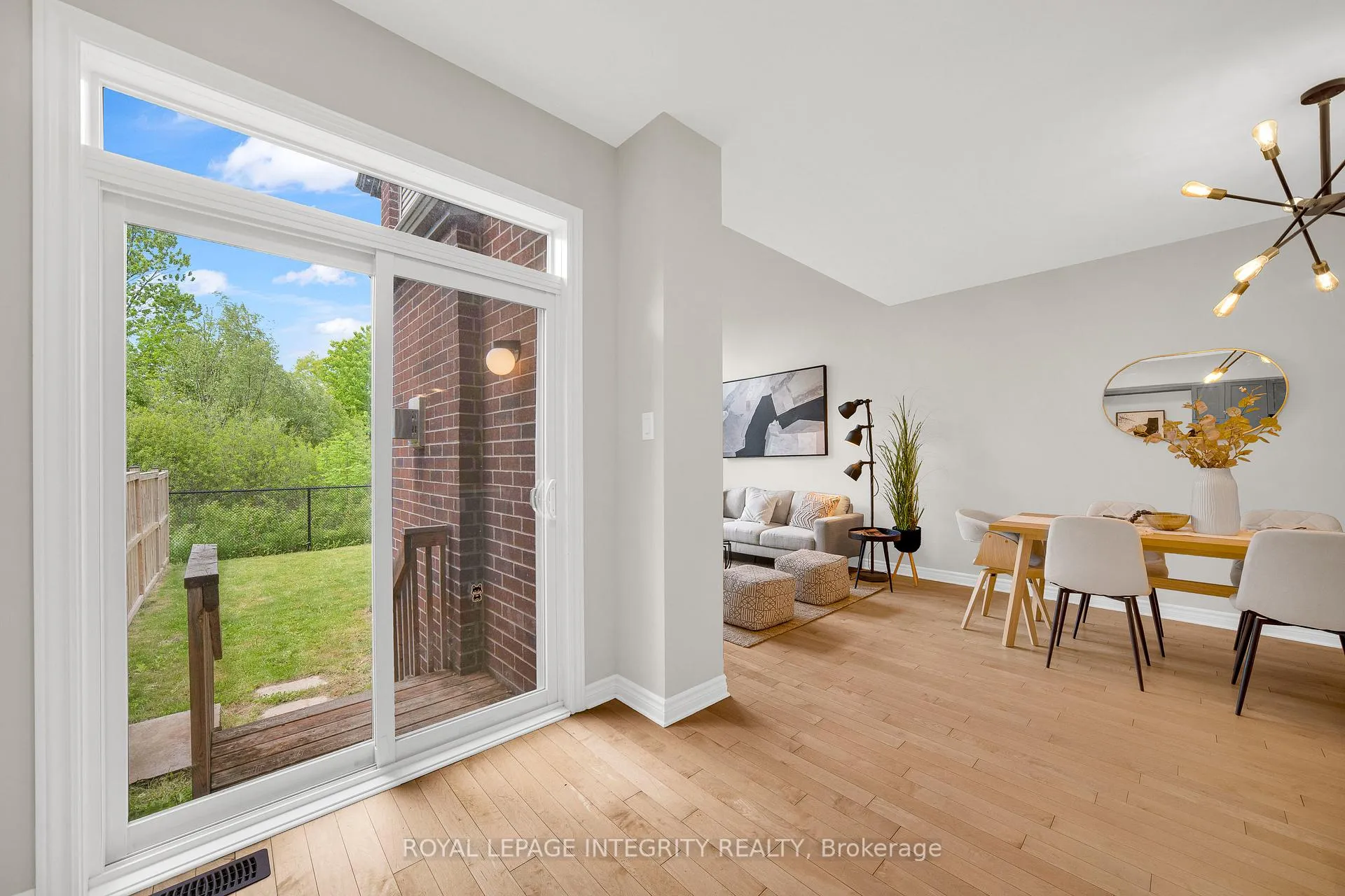 Photo 20 of 170 Larimar Circle, Ottawa, Riverside South/Gloucester Glen — HOMEH