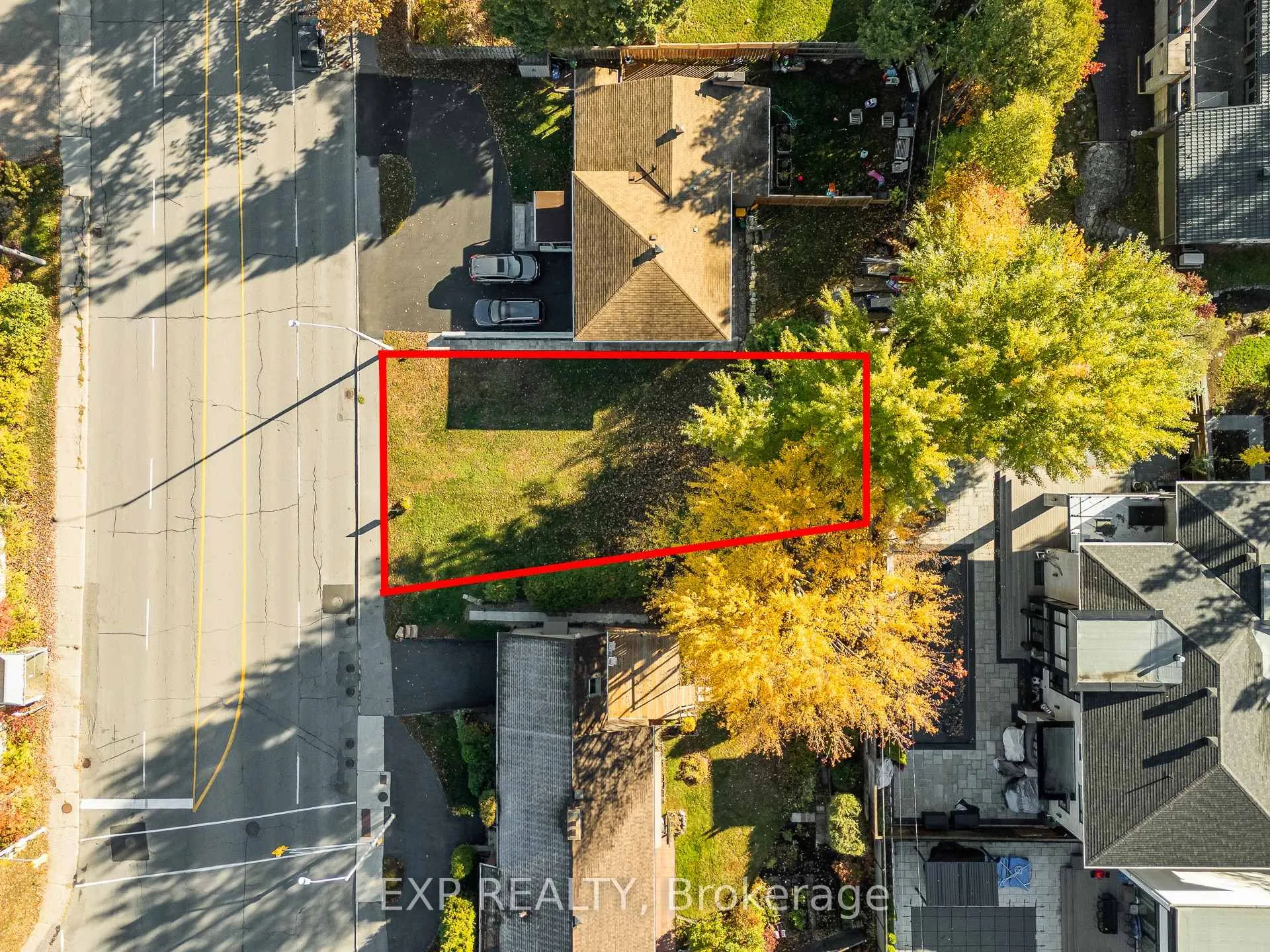 Photo 3 of 288 Smyth Road, Ottawa, Alta Vista/Faircrest Heights — HOMEH