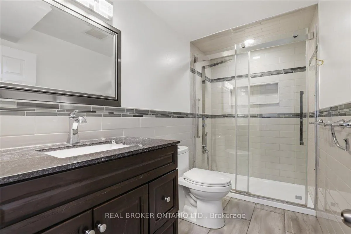 Photo 22 of 71 West Acres Crescent, Kitchener — HOMEH