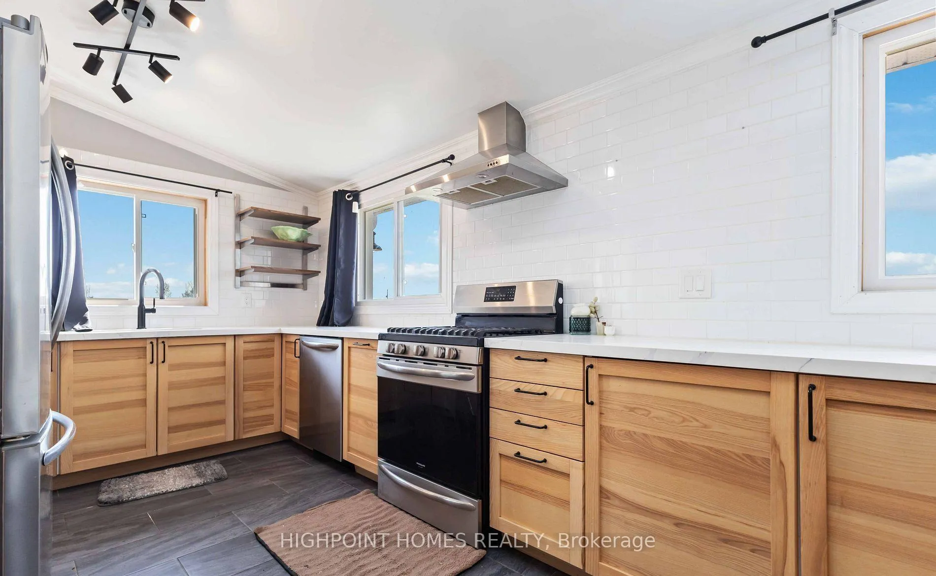 Photo 15 of 979 Palestine Road, Kawartha Lakes, Eldon — HOMEH