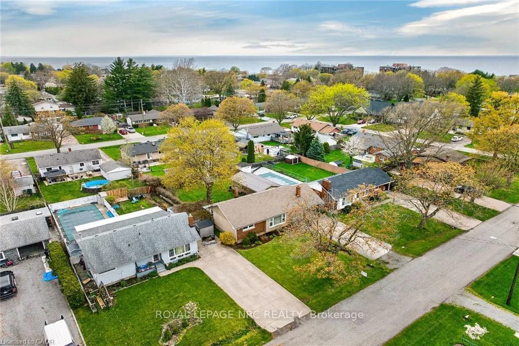 Photo 38 of 7 Coral Drive, St. Catharines, Lakeshore — HOMEH