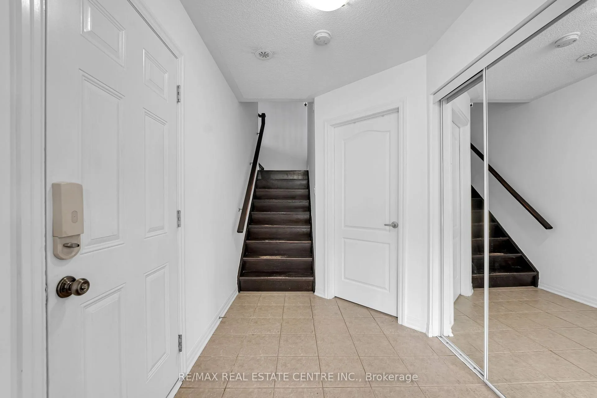 Photo 7 of 123 Bevington Road, Brampton, Northwest Brampton — HOMEH