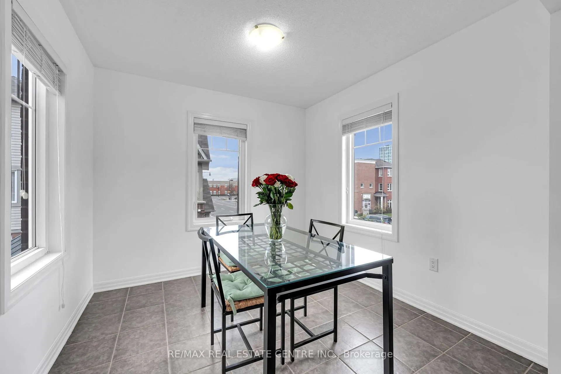 Photo 31 of 123 Bevington Road, Brampton, Northwest Brampton — HOMEH