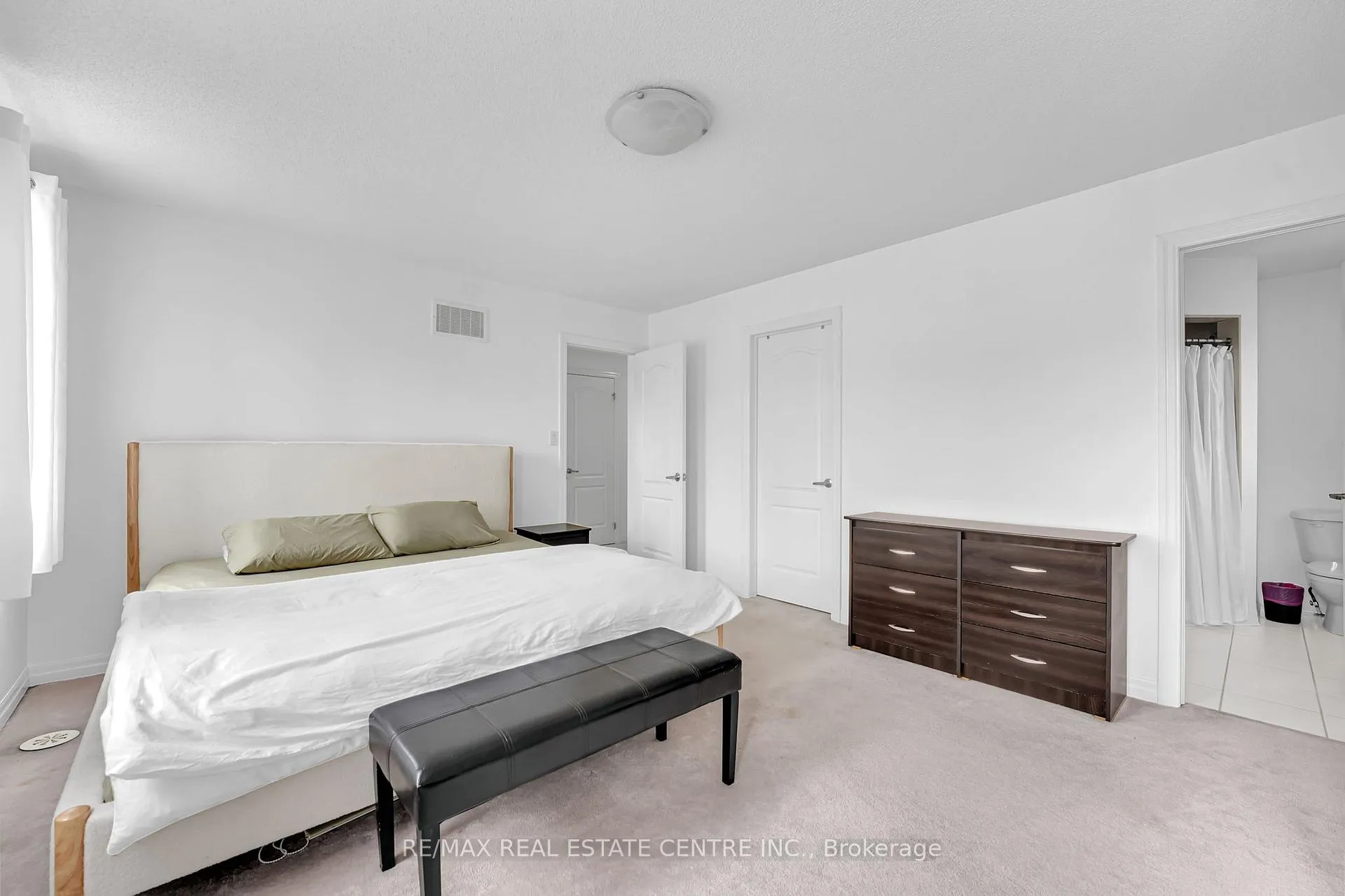 Photo 38 of 123 Bevington Road, Brampton, Northwest Brampton — HOMEH