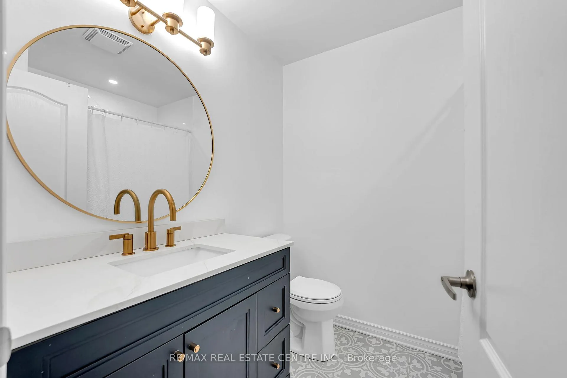 Photo 42 of 123 Bevington Road, Brampton, Northwest Brampton — HOMEH