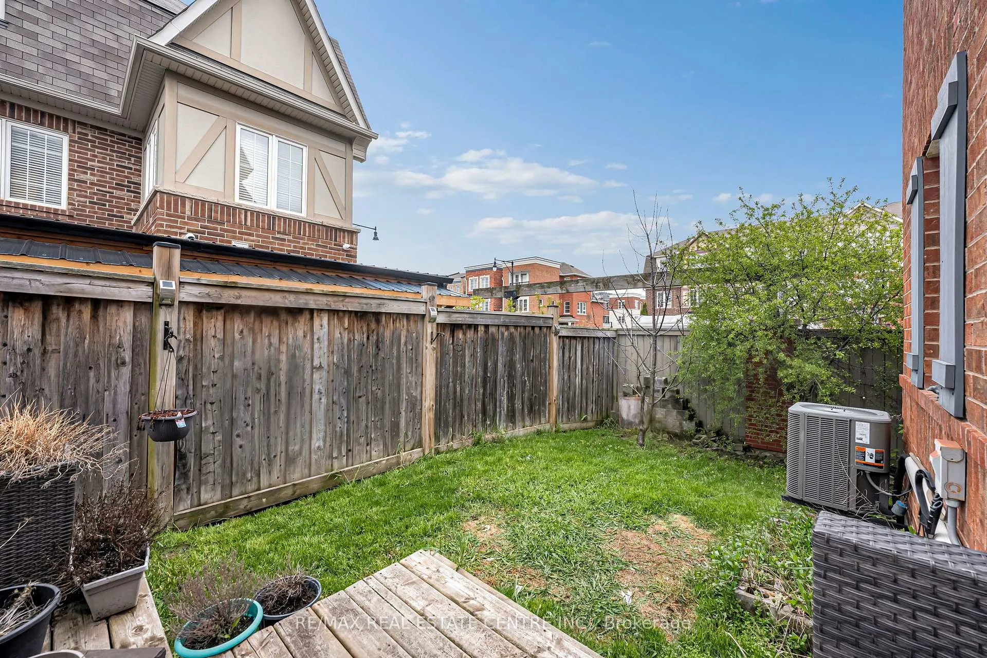 Photo 50 of 123 Bevington Road, Brampton, Northwest Brampton — HOMEH