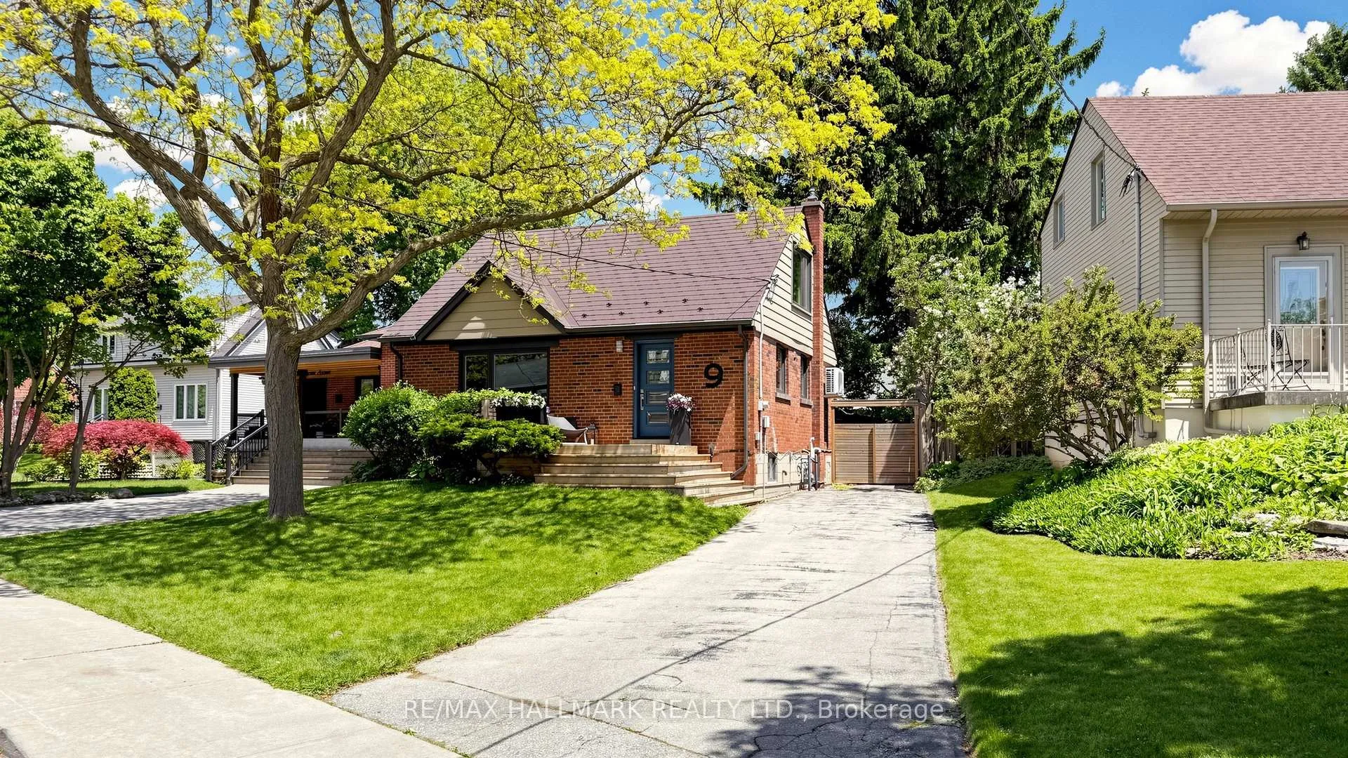 Photo 1 of 9 Squires Avenue, Toronto, O'Connor-Parkview — HOMEH