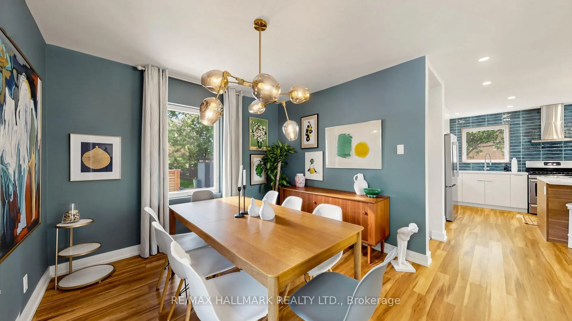 Photo 6 of 9 Squires Avenue, Toronto, O'Connor-Parkview — HOMEH