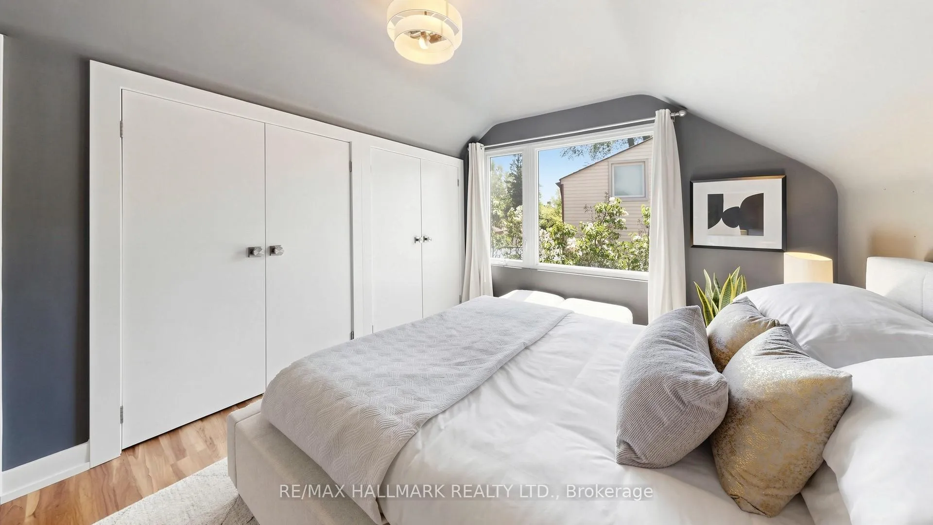 Photo 16 of 9 Squires Avenue, Toronto, O'Connor-Parkview — HOMEH