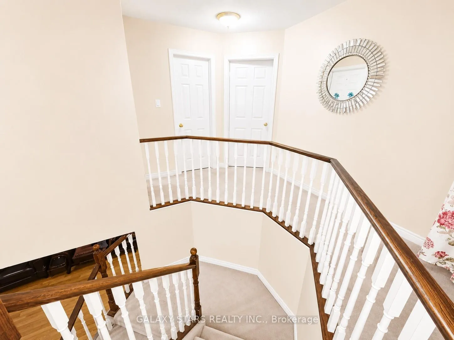 Photo 6 of 72 Niagara Drive, Oshawa, Samac — HOMEH