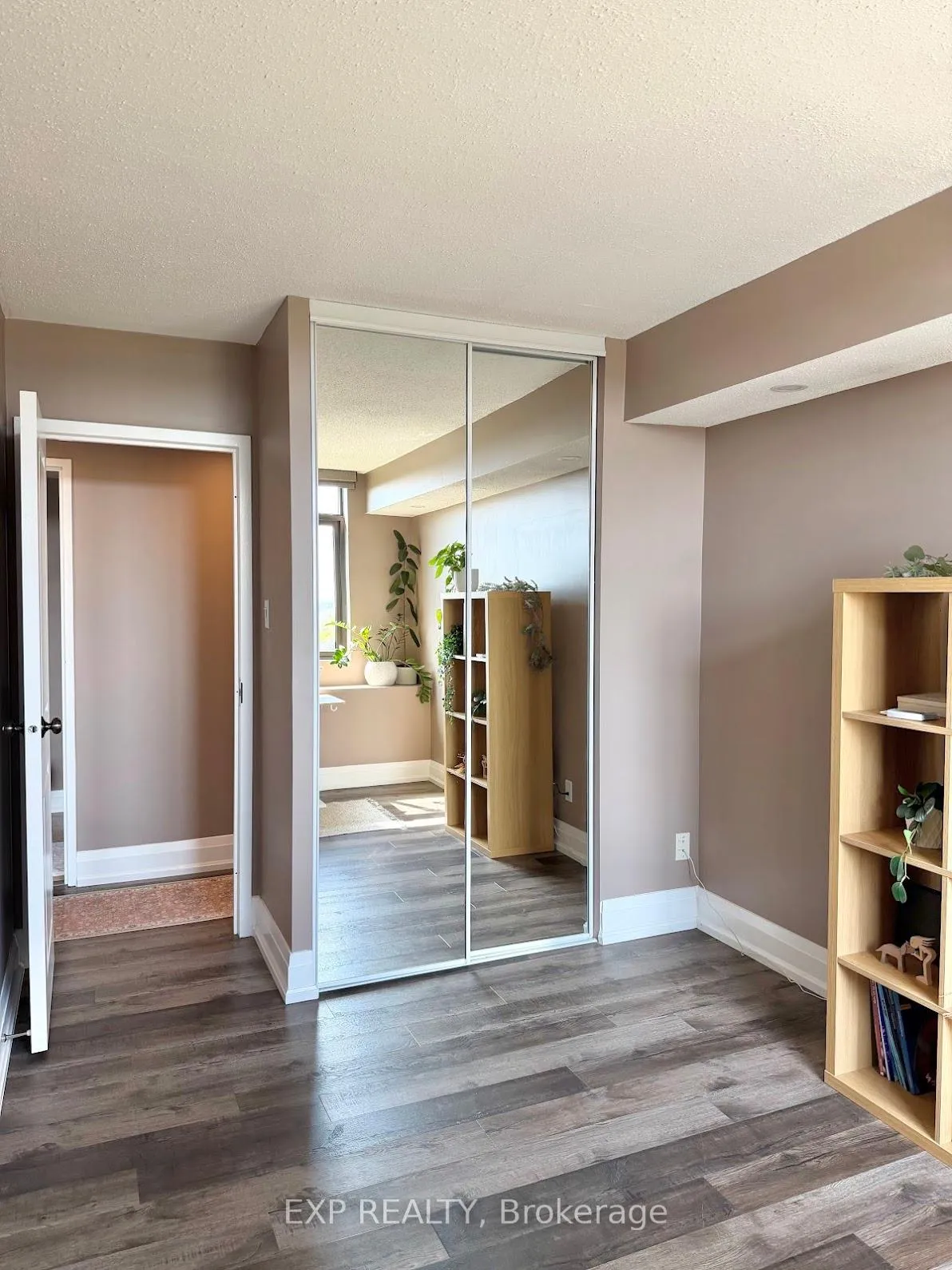 Photo 16 of Unit 1105, 2871 Richmond Road, Ottawa, Britannia Heights — HOMEH