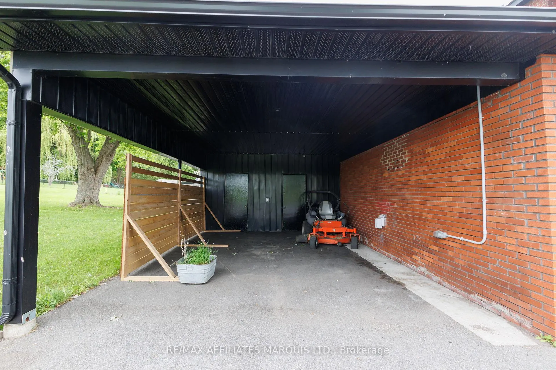 Photo 7 of 3314 Montreal Road, Cornwall — HOMEH
