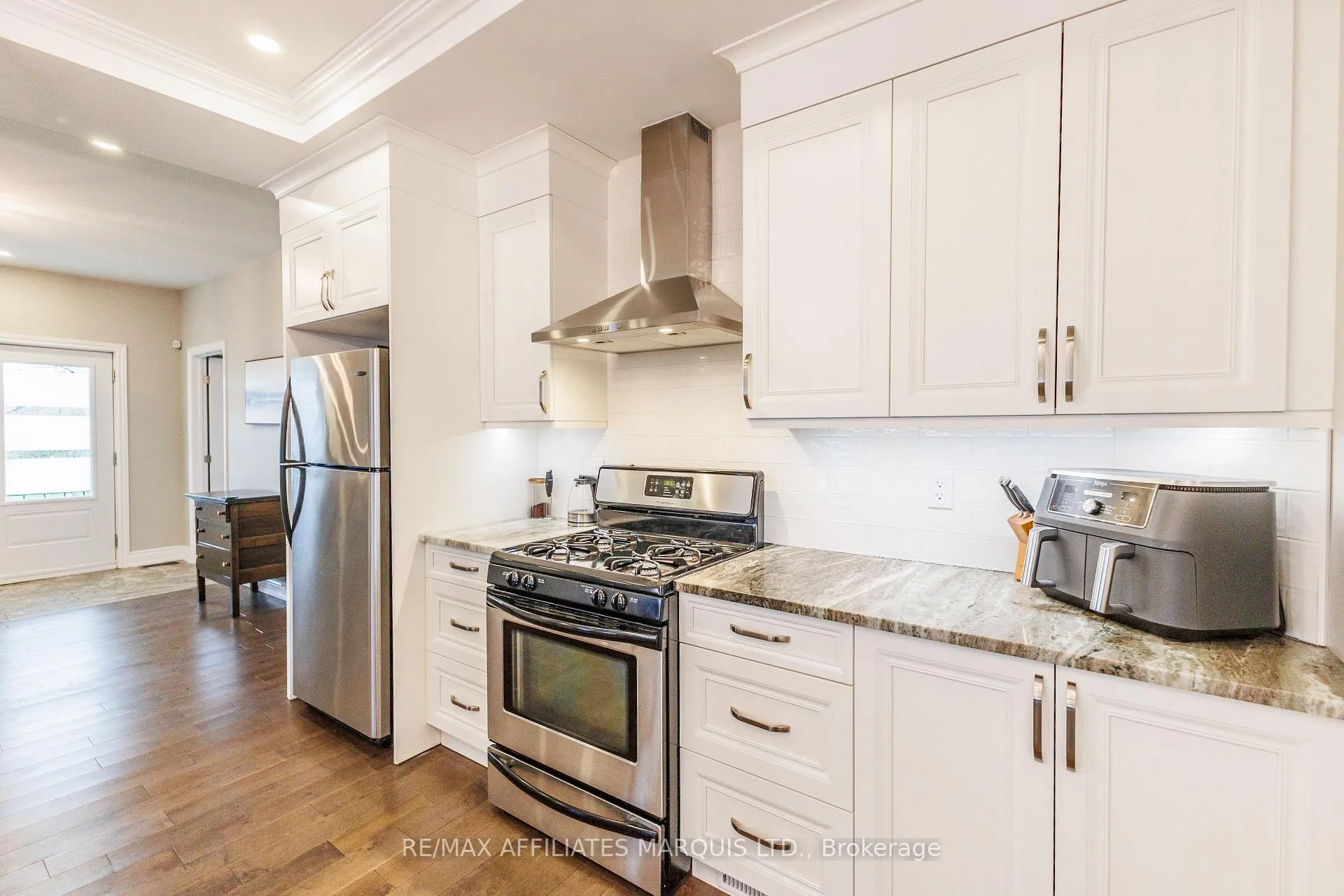 Photo 18 of 3314 Montreal Road, Cornwall — HOMEH