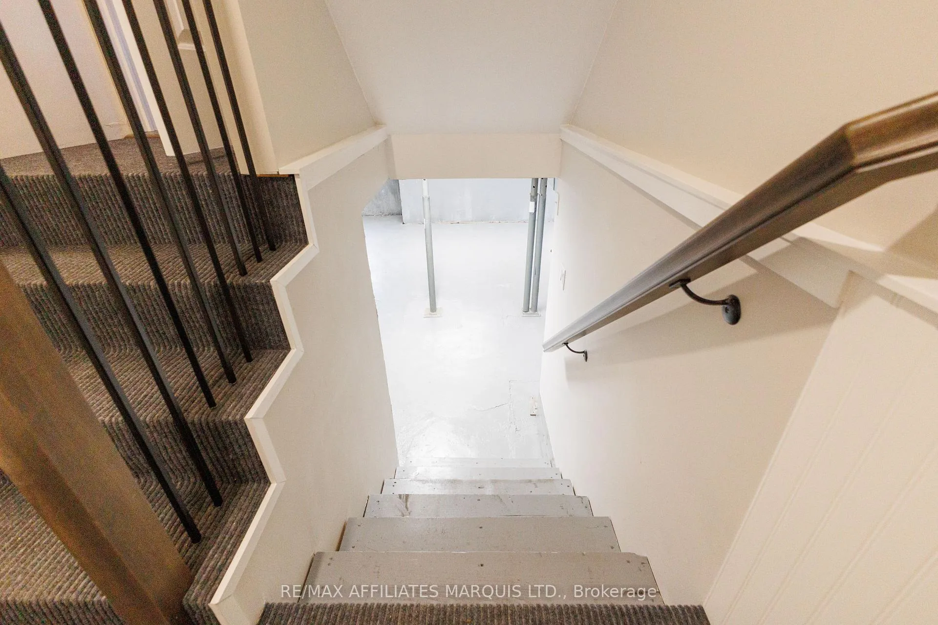 Photo 42 of 3314 Montreal Road, Cornwall — HOMEH