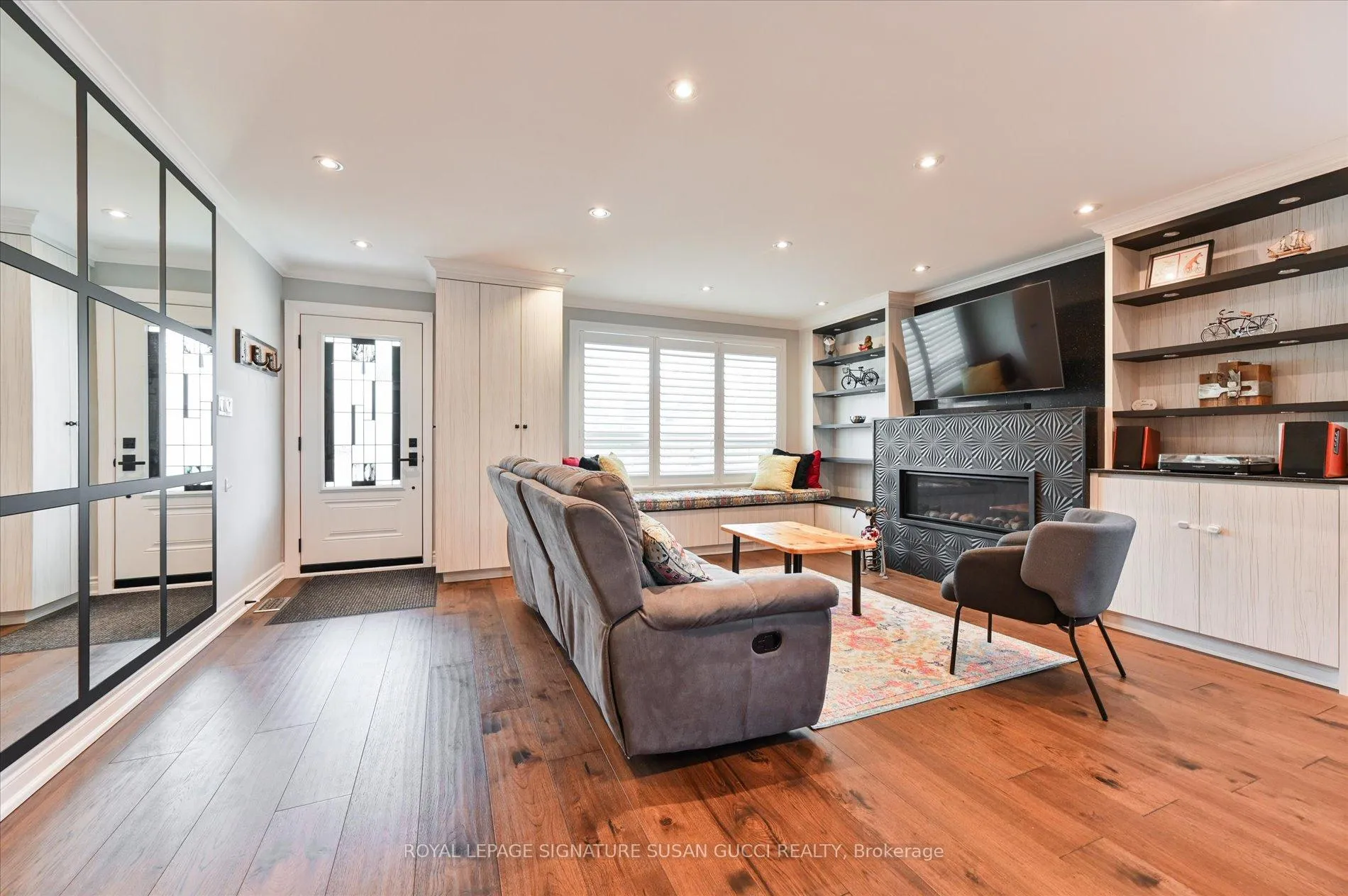 Photo 5 of 86 Barker Avenue, Toronto, Danforth Village-East York — HOMEH
