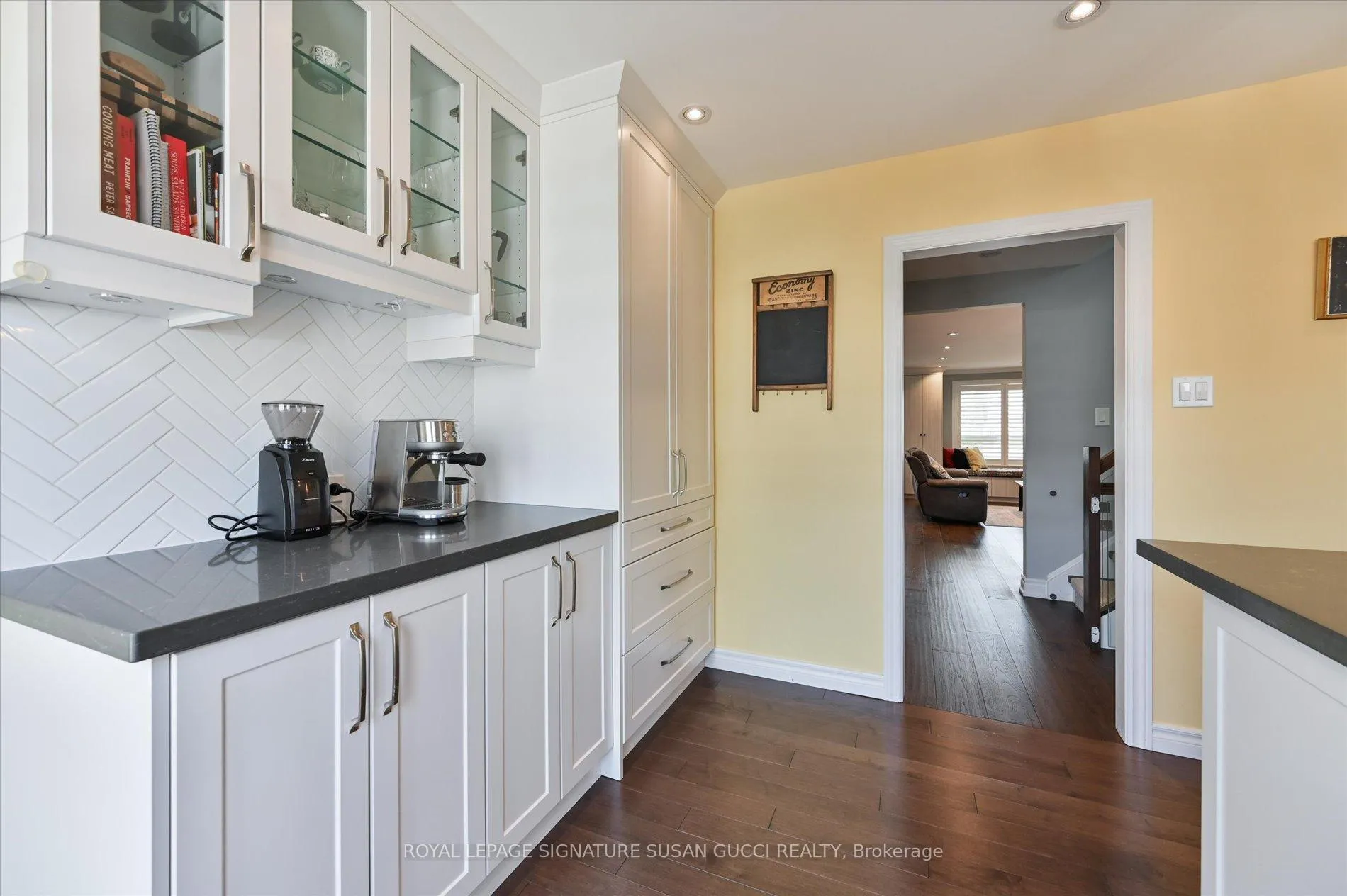 Photo 11 of 86 Barker Avenue, Toronto, Danforth Village-East York — HOMEH
