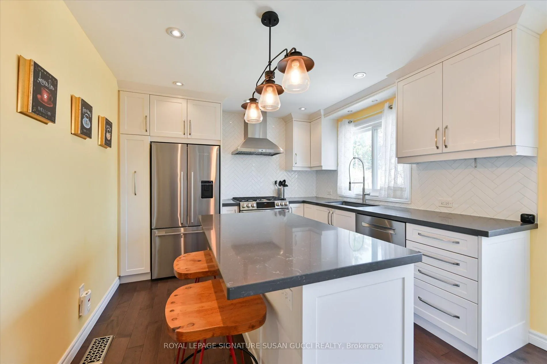 Photo 12 of 86 Barker Avenue, Toronto, Danforth Village-East York — HOMEH