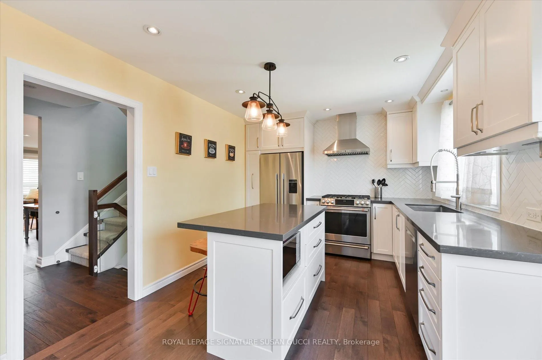 Photo 13 of 86 Barker Avenue, Toronto, Danforth Village-East York — HOMEH