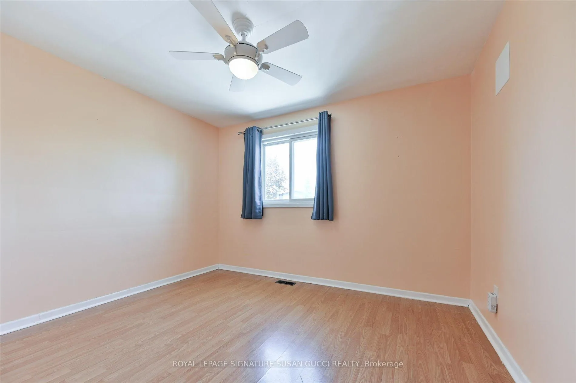 Photo 20 of 86 Barker Avenue, Toronto, Danforth Village-East York — HOMEH