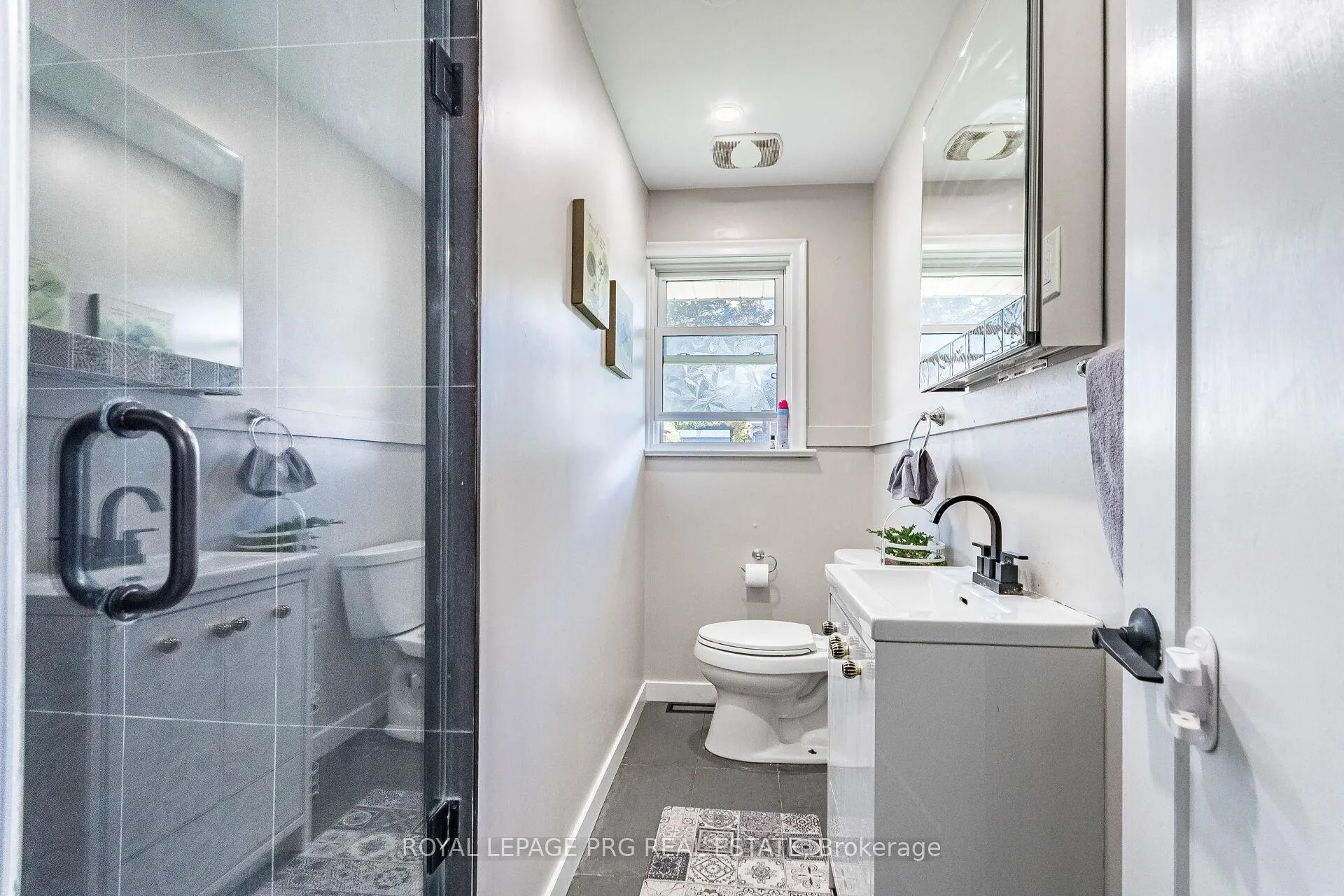 Photo 17 of 107 Weber Street S, Waterloo, Uptown Waterloo — HOMEH