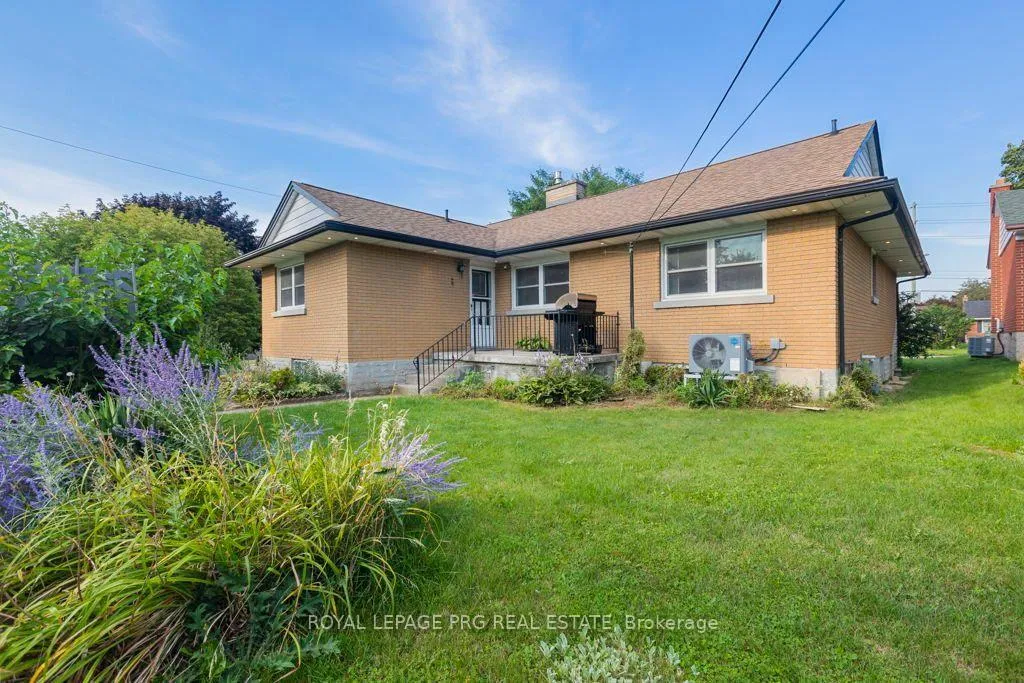 Photo 23 of 107 Weber Street S, Waterloo, Uptown Waterloo — HOMEH