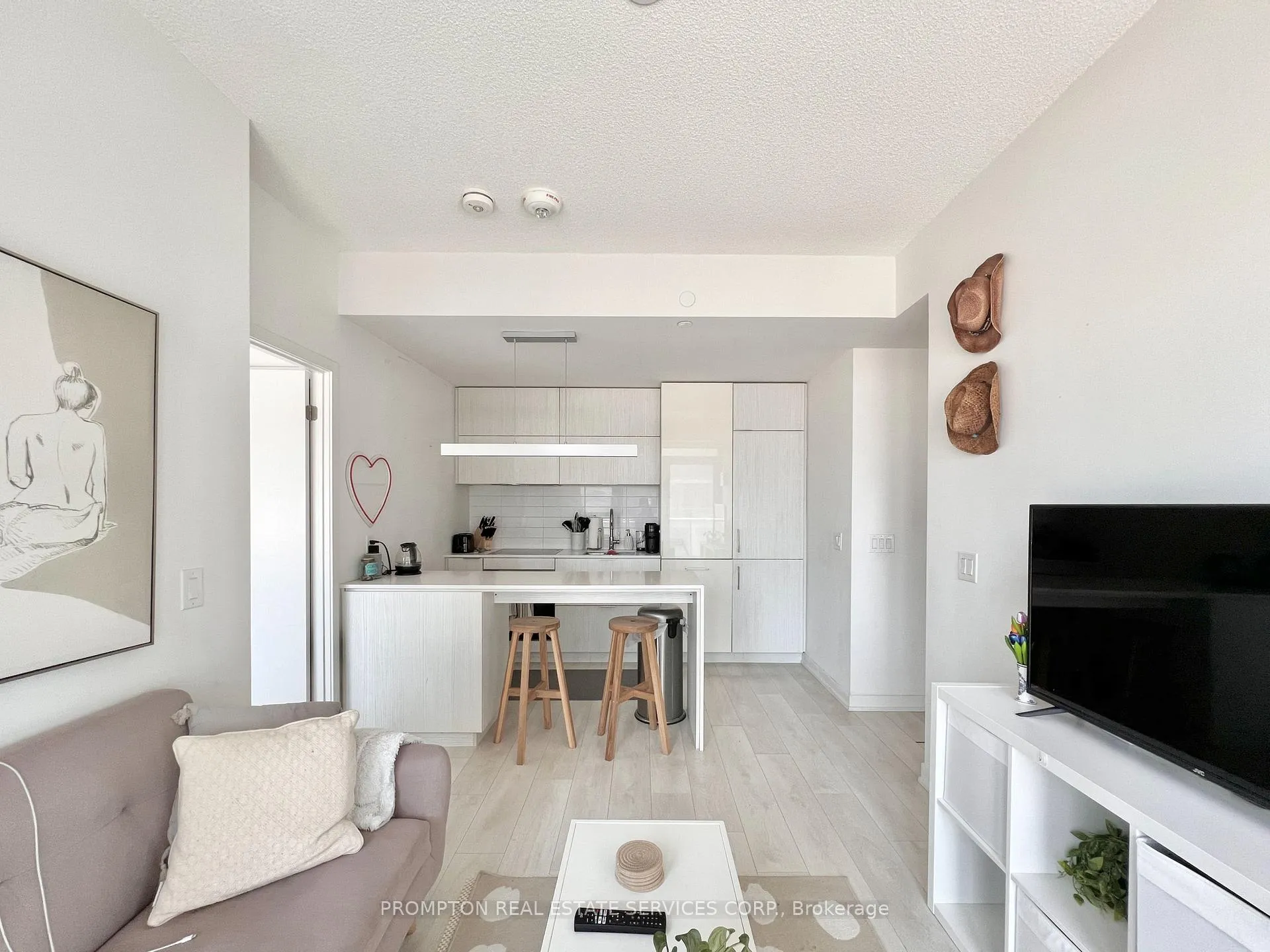 Photo 4 of Unit 1707, 20 Richardson Street, Toronto, Waterfront Communities — HOMEH