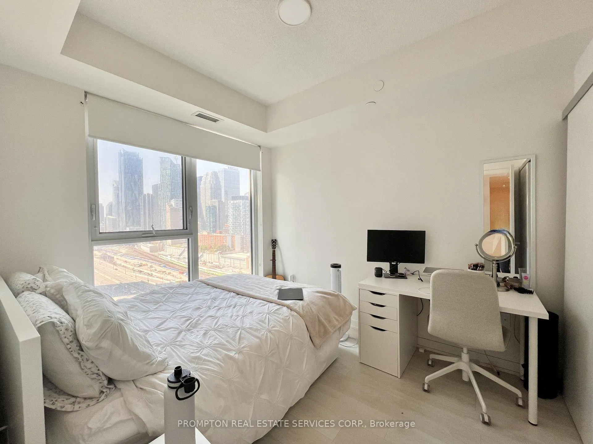 Photo 7 of Unit 1707, 20 Richardson Street, Toronto, Waterfront Communities — HOMEH