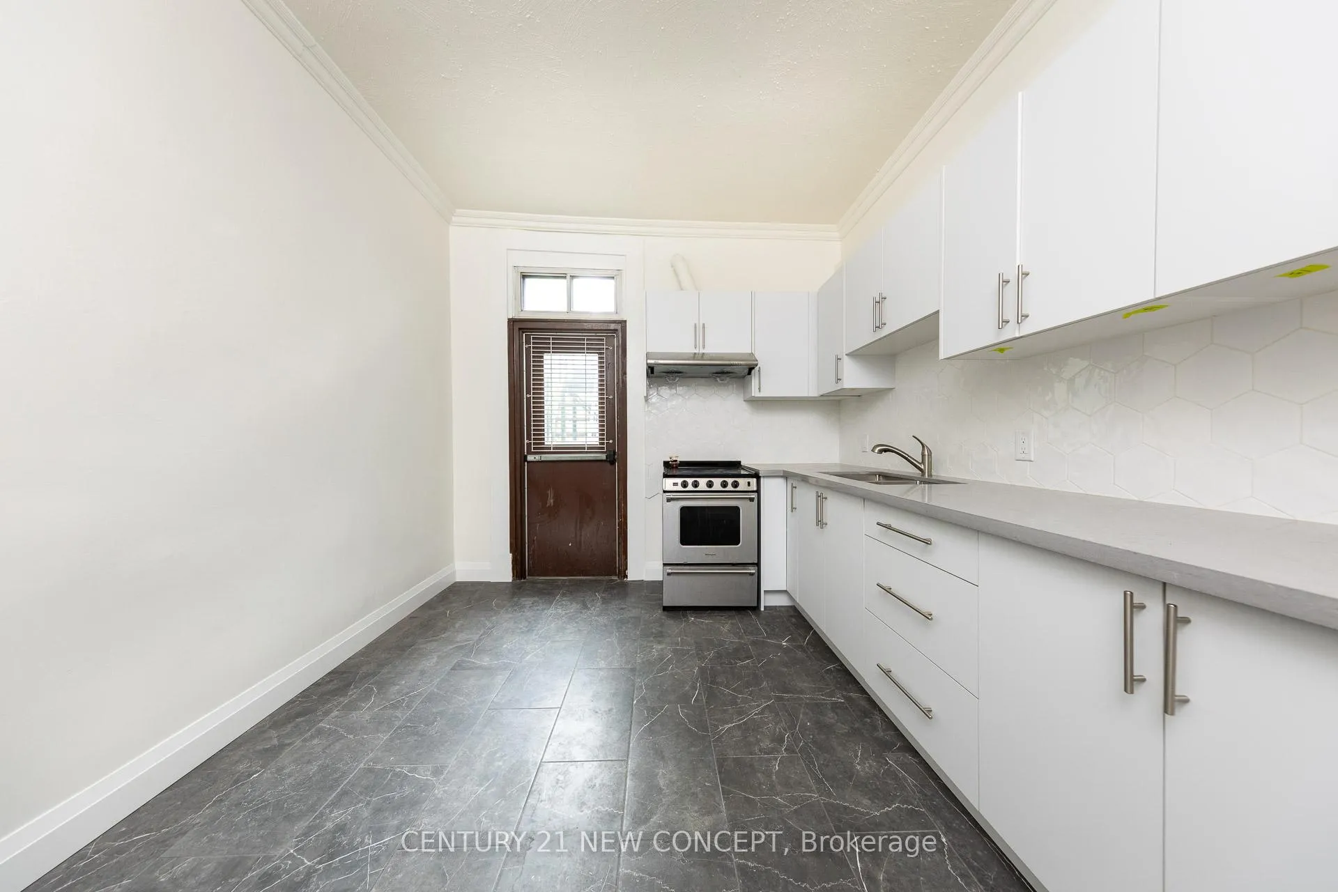 Photo 12 of Unit 2nd Floor, 295 Queen Street E, Toronto, Moss Park — HOMEH