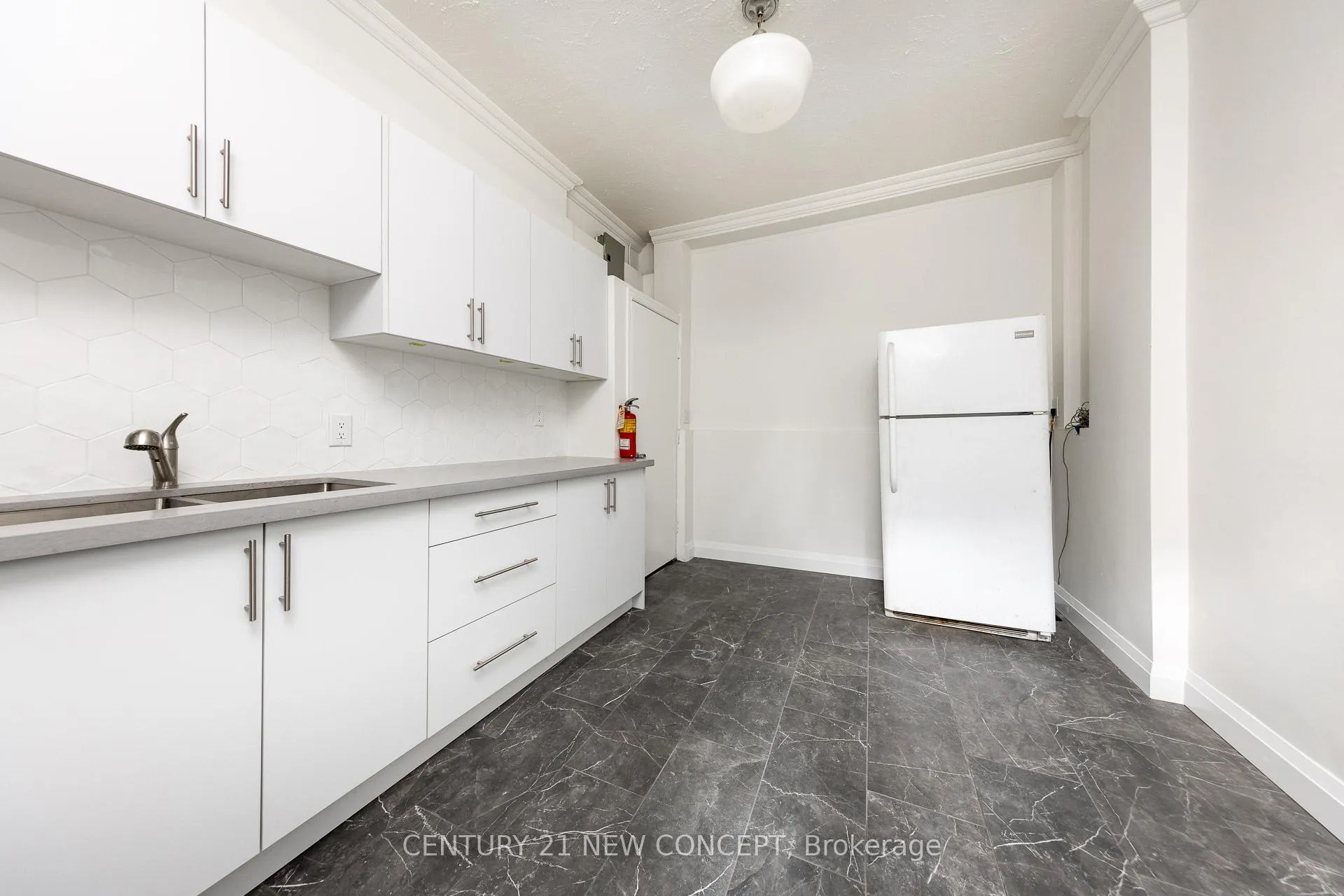 Photo 14 of Unit 2nd Floor, 295 Queen Street E, Toronto, Moss Park — HOMEH