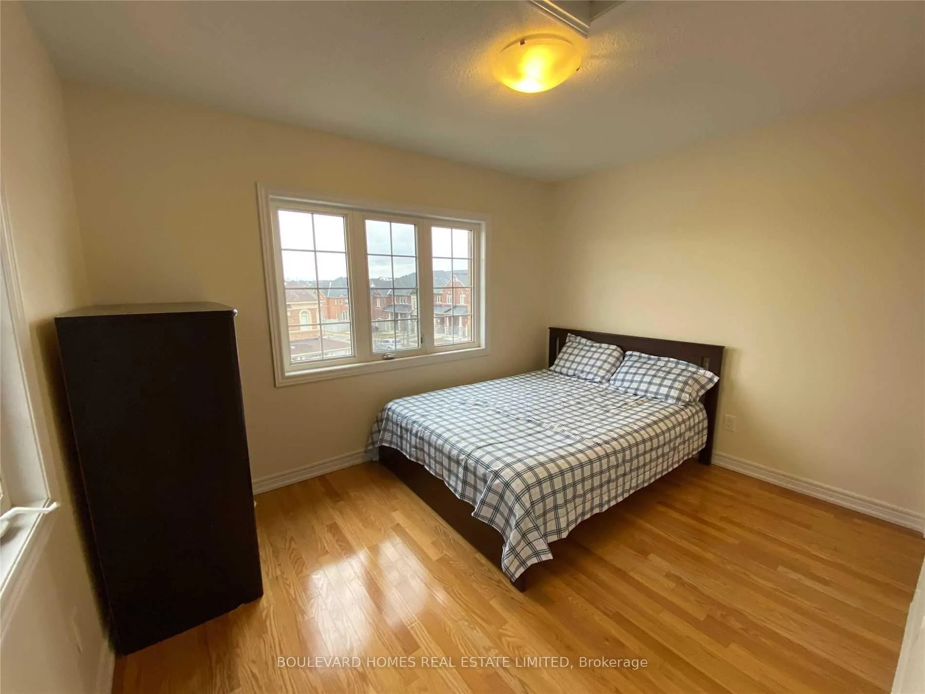 Photo 4 of 9918 Mccowan Road, Markham, Berczy — HOMEH