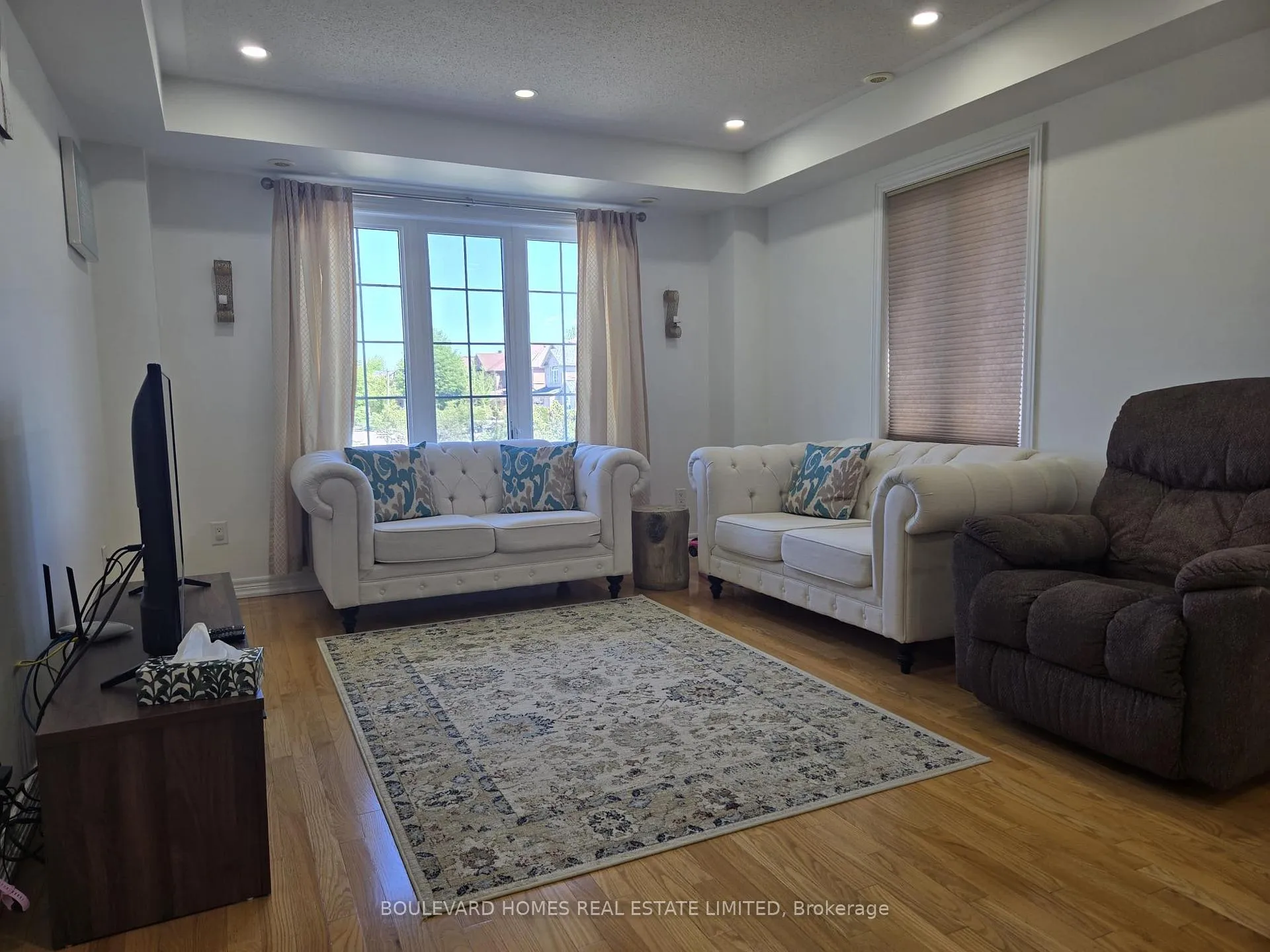 Photo 10 of 9918 Mccowan Road, Markham, Berczy — HOMEH