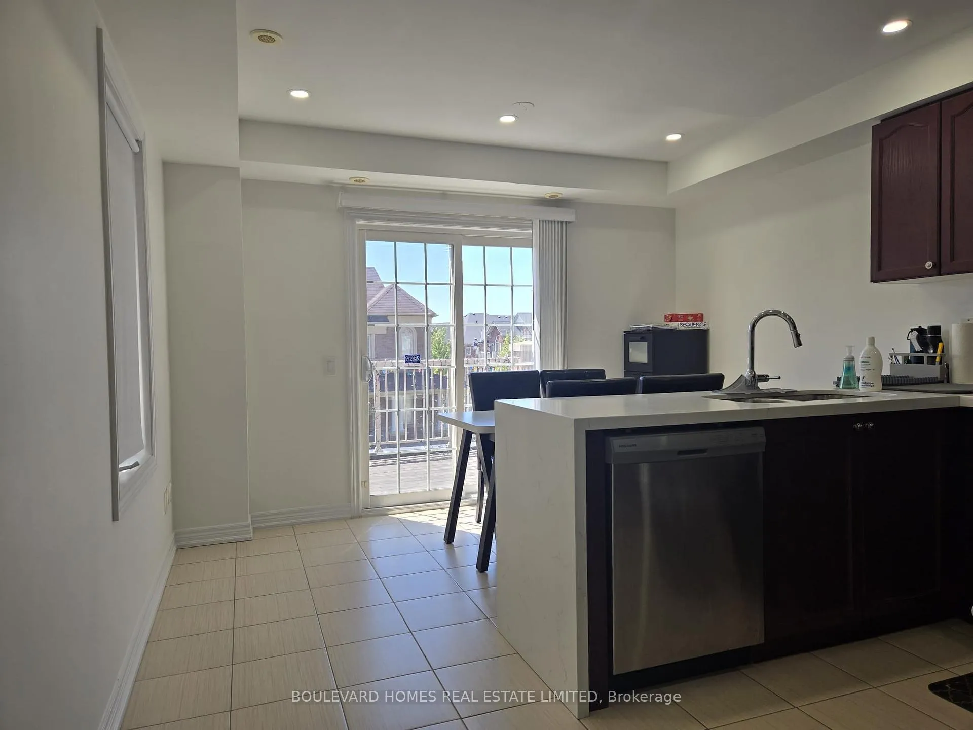 Photo 12 of 9918 Mccowan Road, Markham, Berczy — HOMEH