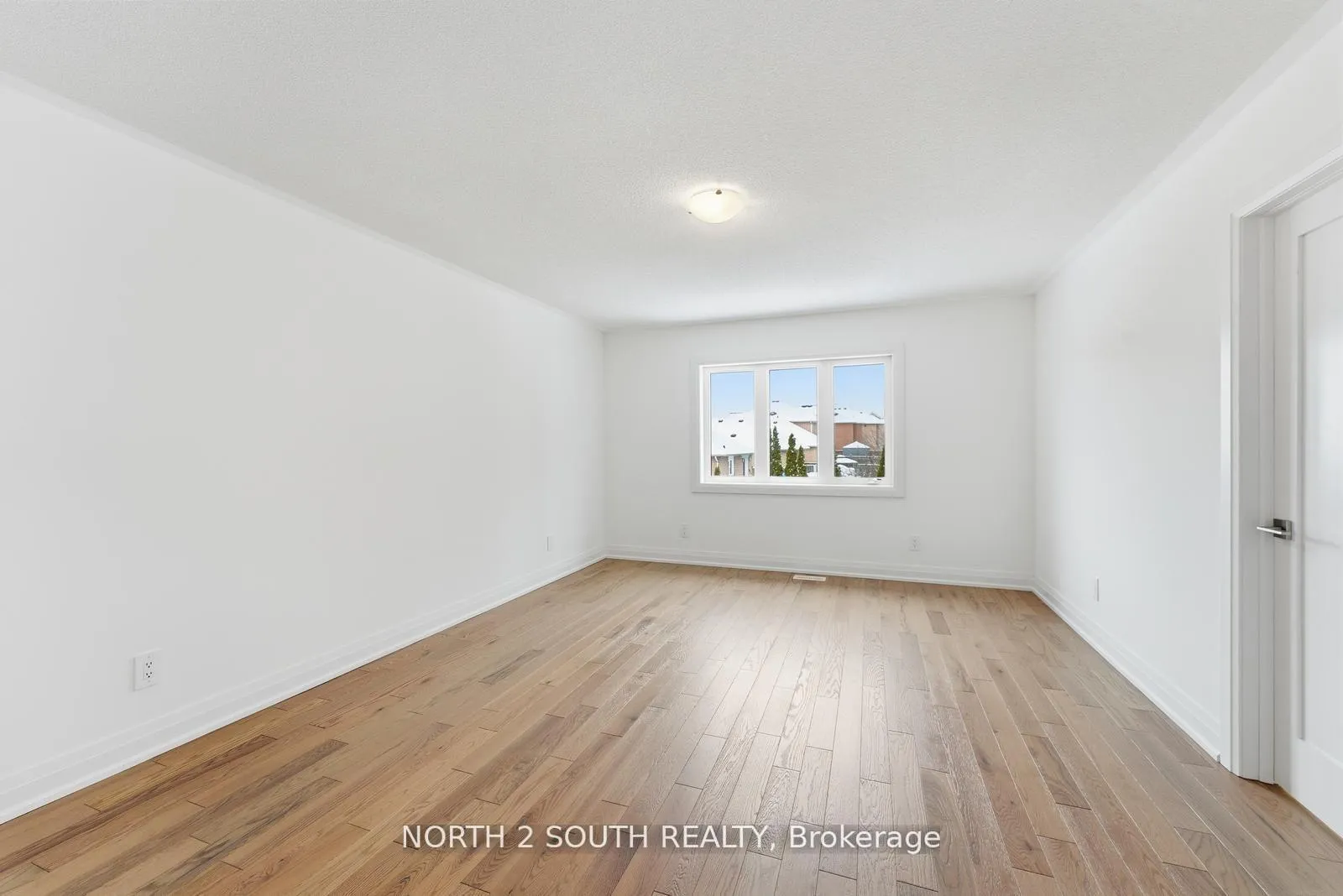 Photo 19 of 30 Virro Court, Vaughan, West Woodbridge — HOMEH