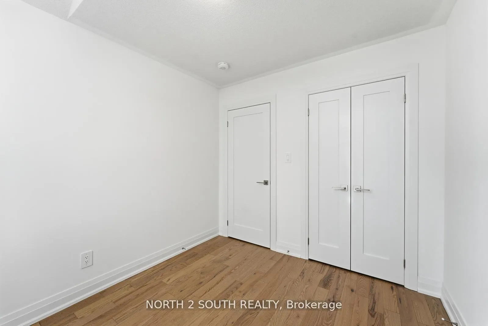 Photo 27 of 30 Virro Court, Vaughan, West Woodbridge — HOMEH