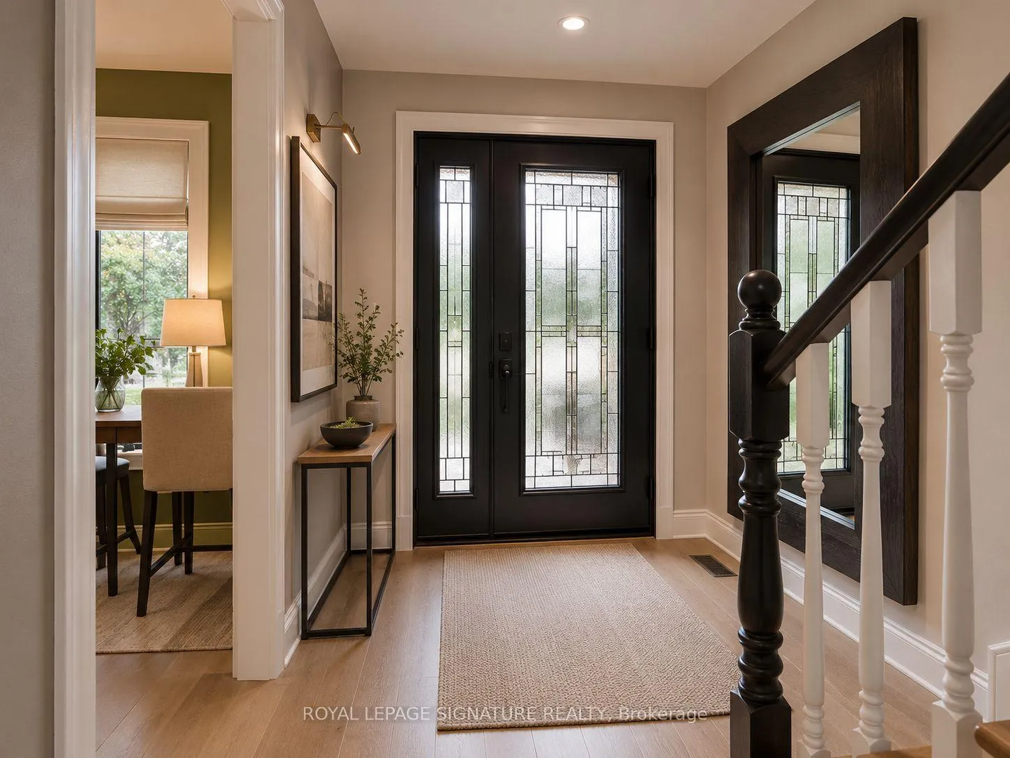 Photo 2 of 2061 Chrisdon Road, Burlington, Headon — HOMEH